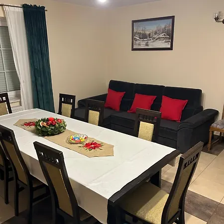 W Gaiku Tatil Evi *